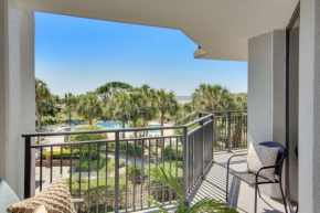 208 B Shipwatch by AvantStay Ocean Views Close to Beach Community Pool